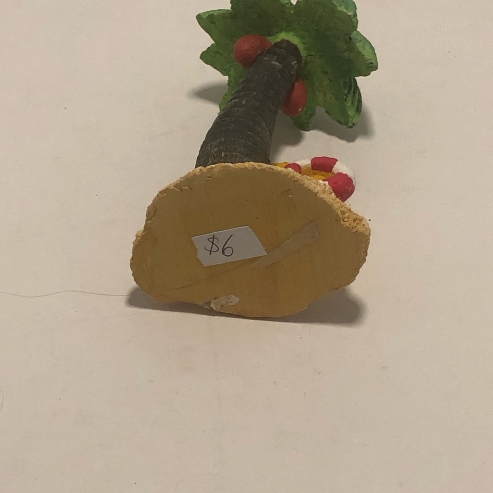 Miniature Palm Tree Beach Fish Tank Statue - Picture 6 of 6